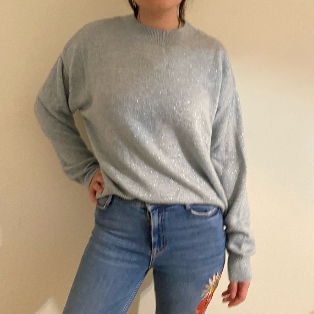 H&M Sweater - Picture 2 of 6